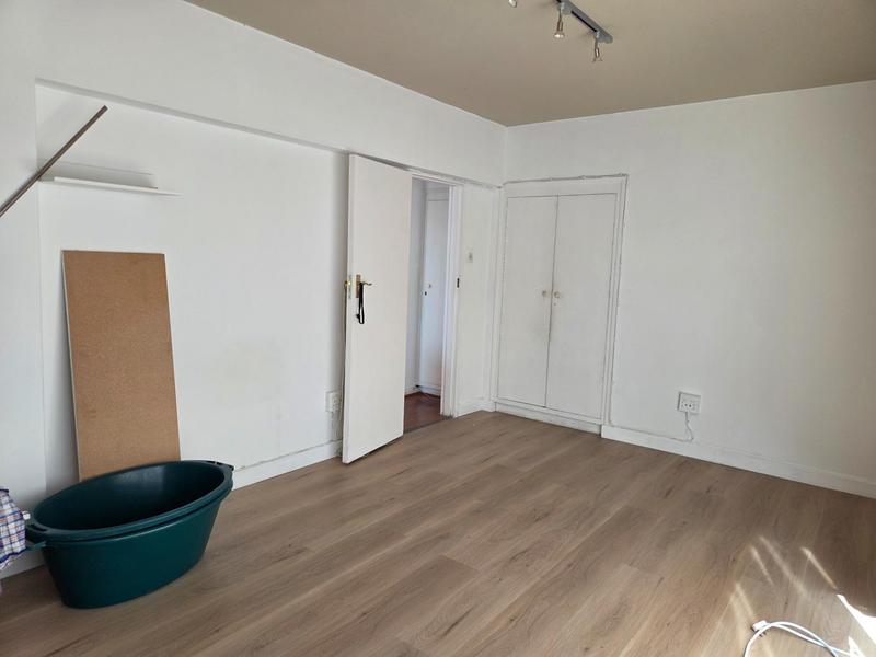 To Let 3 Bedroom Property for Rent in Sea Point Western Cape